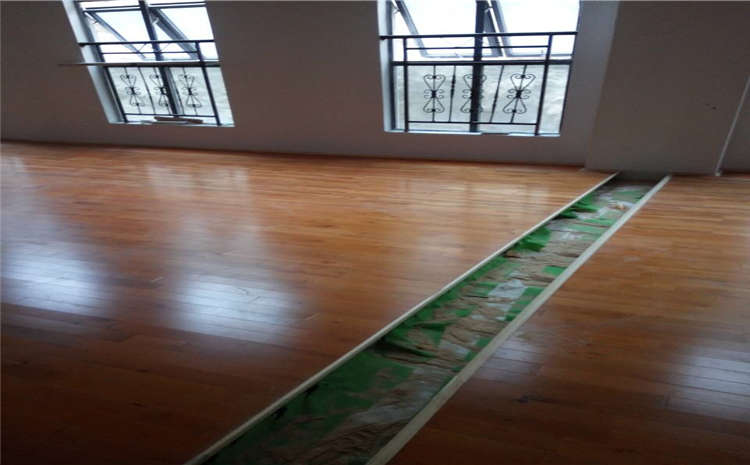 拼接板羽毛球館木地板哪個牌子好?